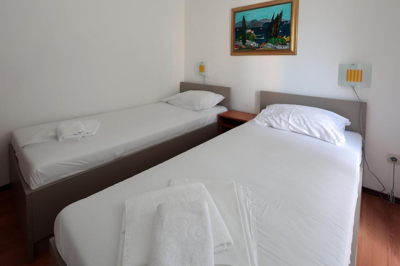 Apartments Peris Resort Novalja Exterior foto